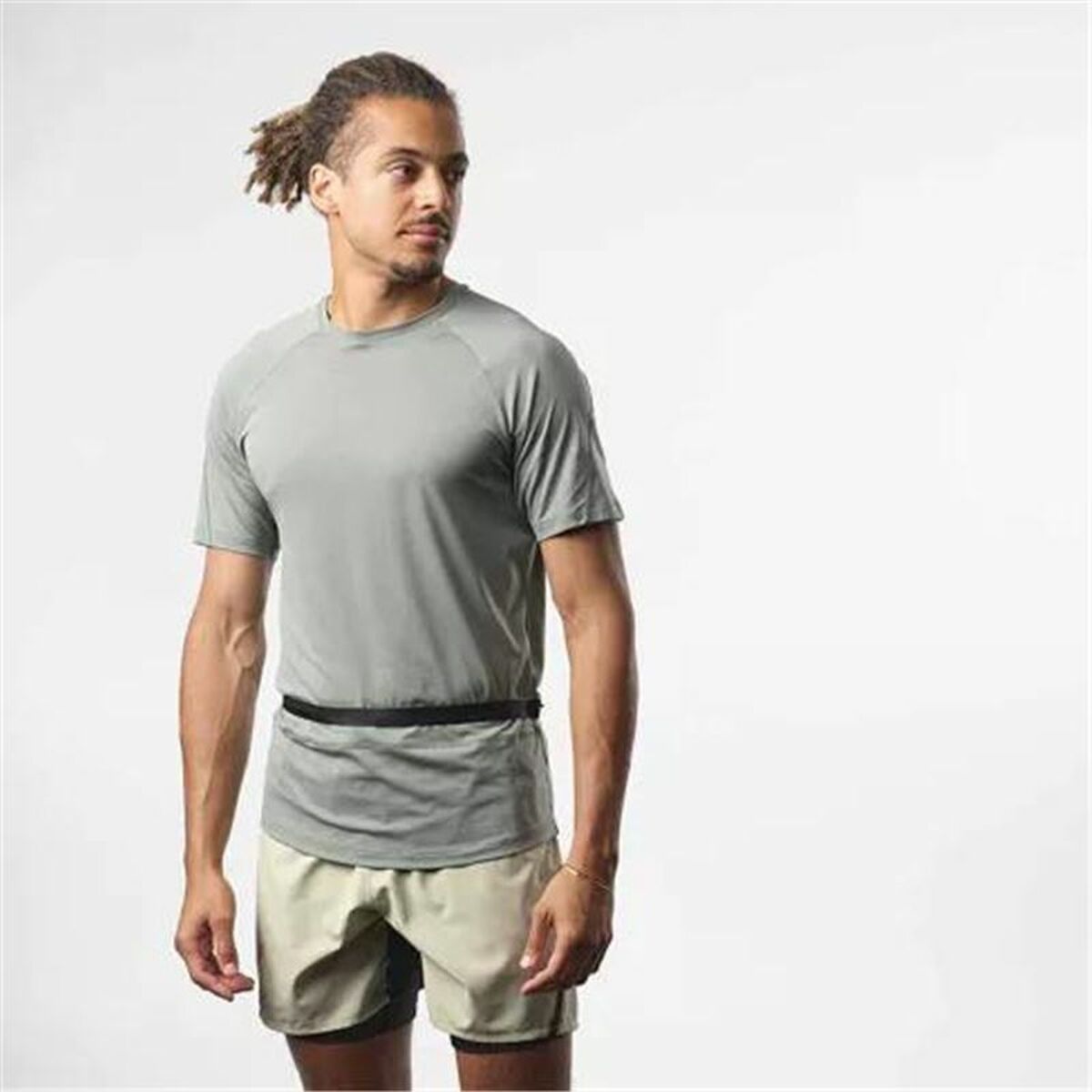 V3H272FE4C28D8FD856B2EB5F48F586059DR6246006P9