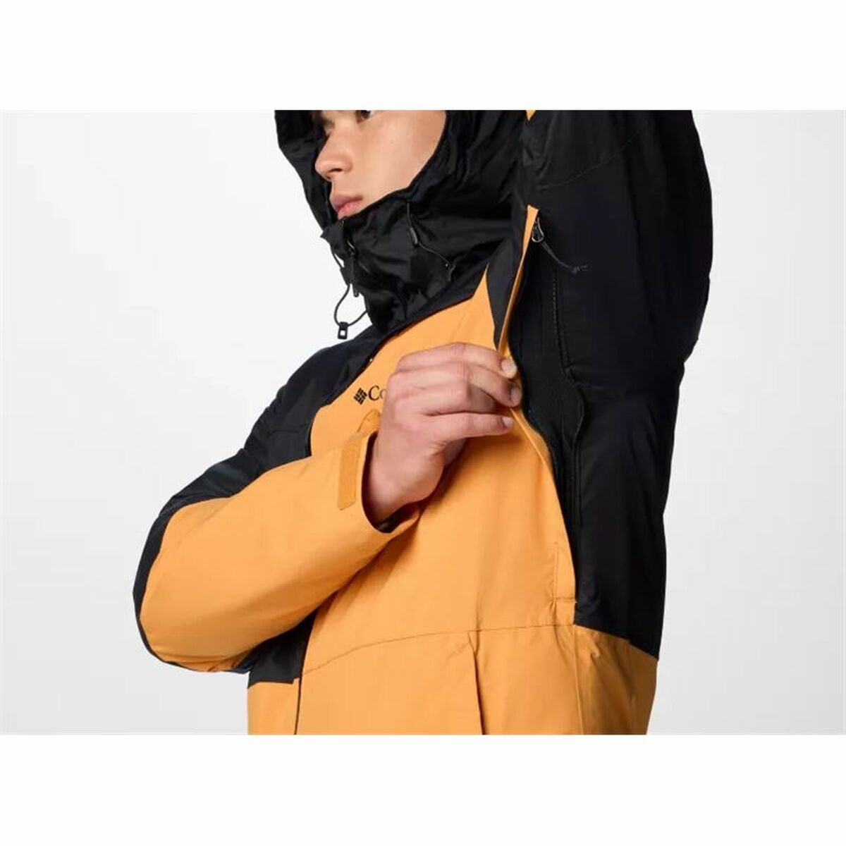 V4HDC607ABE7B1350F0139BC50A40CBECCAR5495153P3