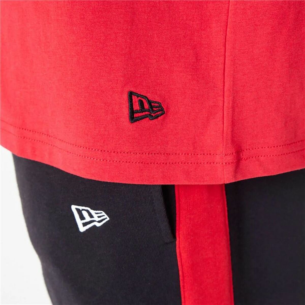 V5H68E4BB6A0EF4C8CD1C42E790FB37280CR4792965P5