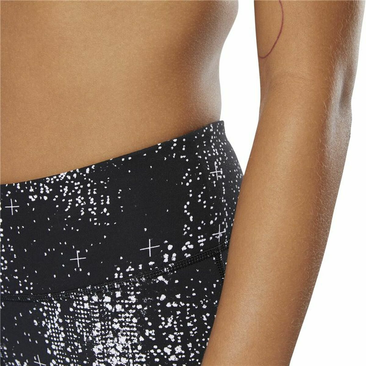 V8HB6EE3F3B8ABCDEE82DD97F0341DB2159R7231543P7