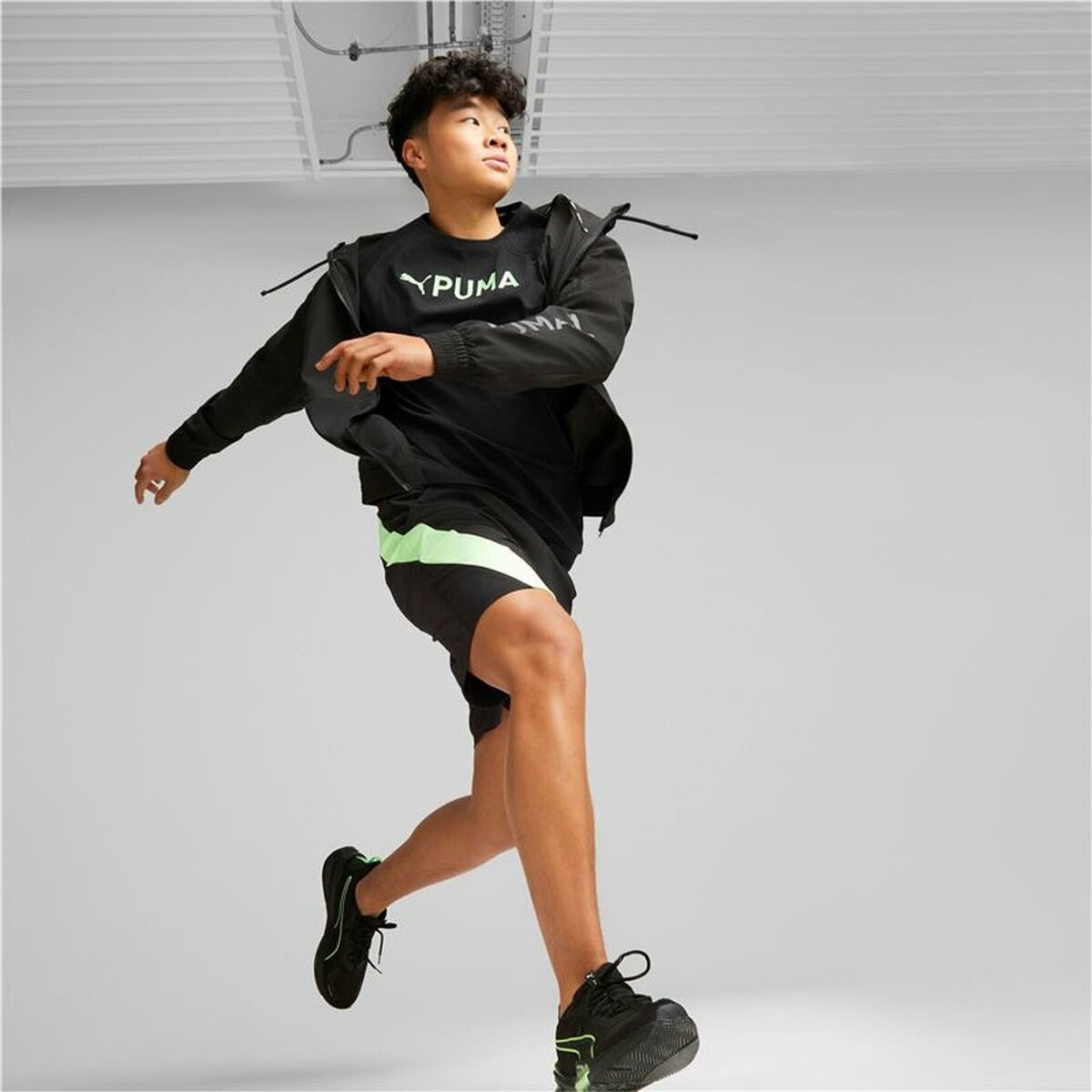 V9H148A9E53C3E596B166A49E1586BBDC5CR4885518P3