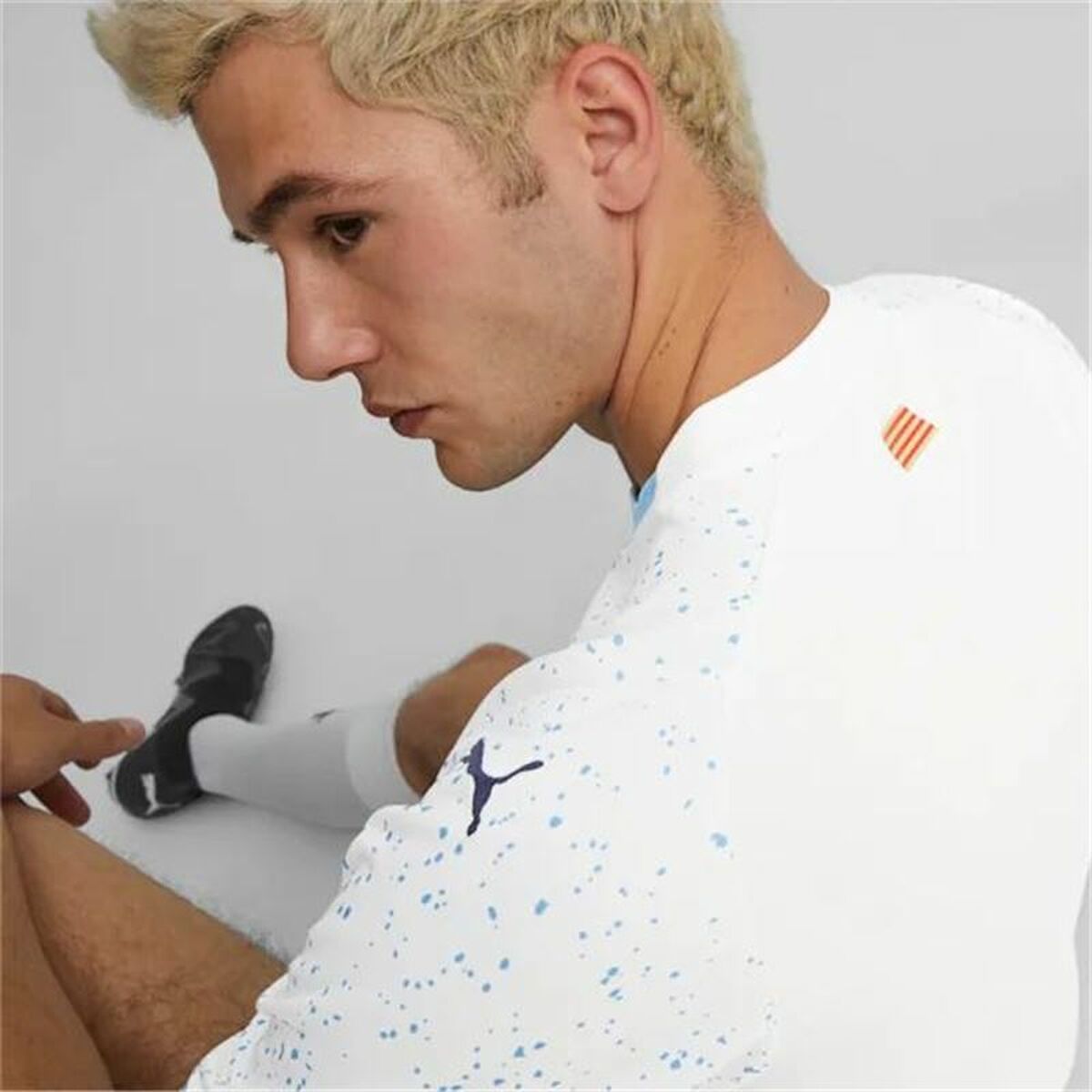 V6HB1664ADEF9A3B5229C5A2F610359FF4DR4409563P6