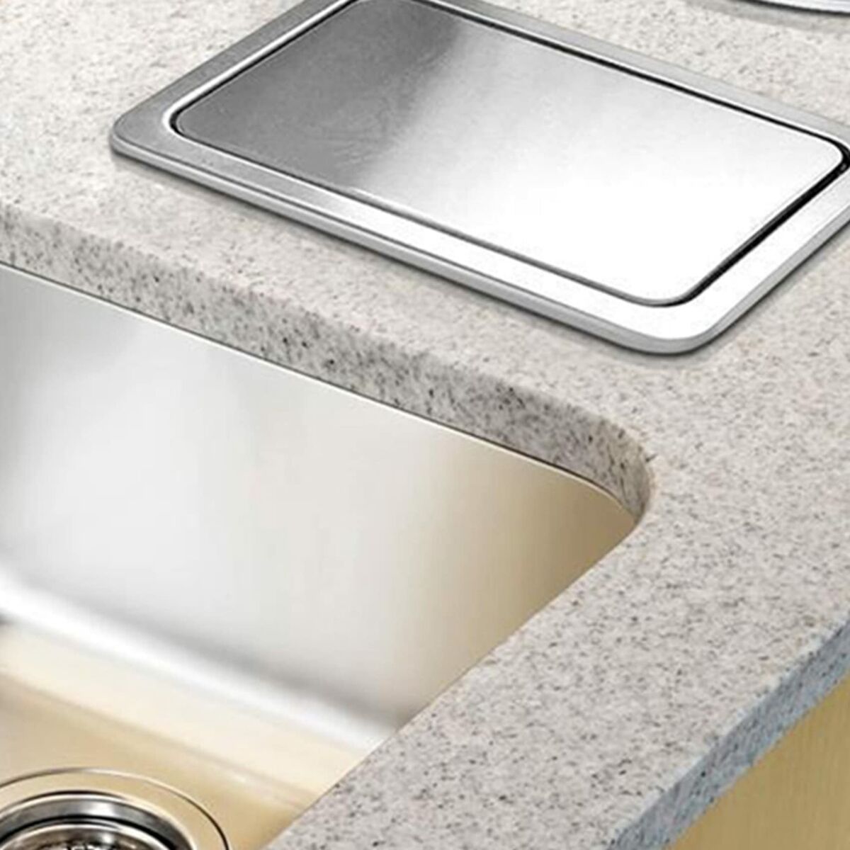 V6H758571191F8C5A30EDDAB85766B59BCBR6639389P3