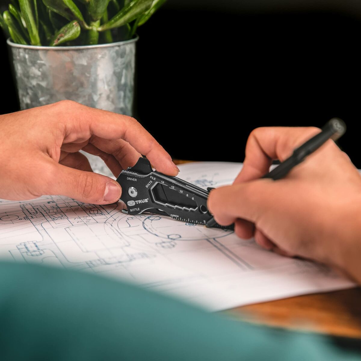 Coltello multiuso True Smartknife tu6869 15 in 1 Nero