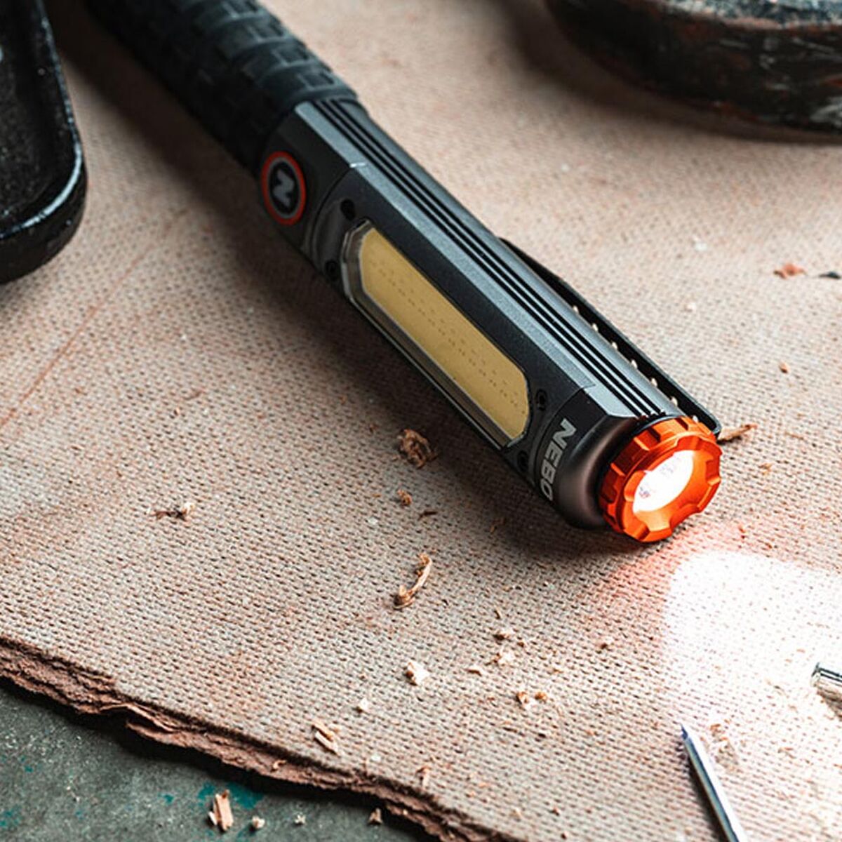 Torcia LED ricaricabile Nebo Big Larry Pro+ 600 lm