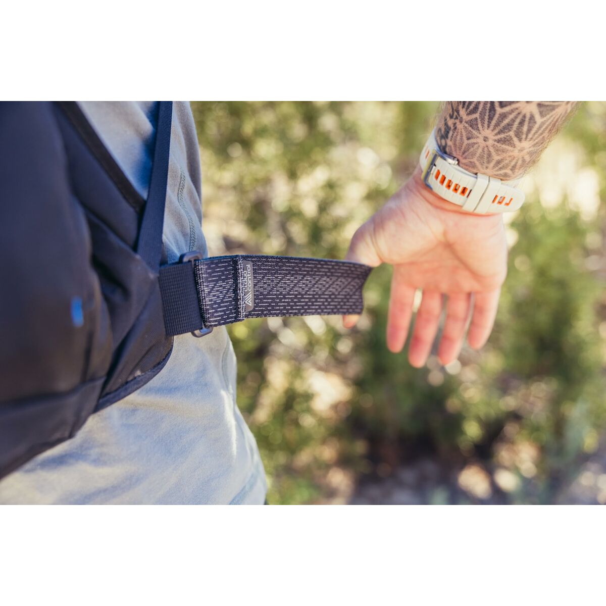 V7HE847B6F9396B8B3B44A5B561A4F642A8R6420047P9