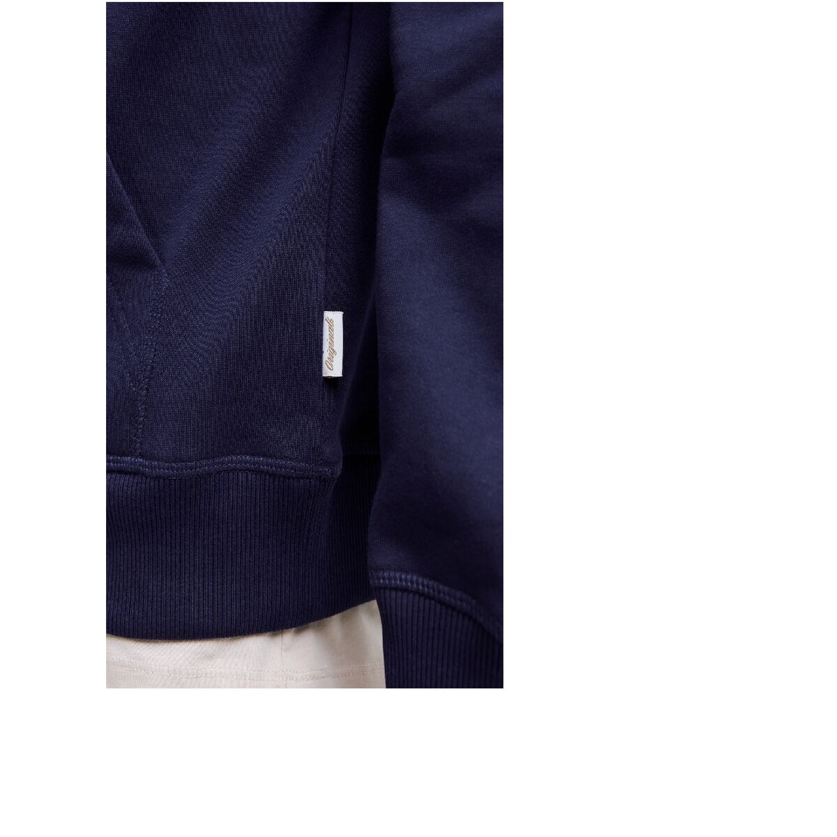 V3H6038DEAD08BBBF900D0C8EF87E747D51R7069156P6