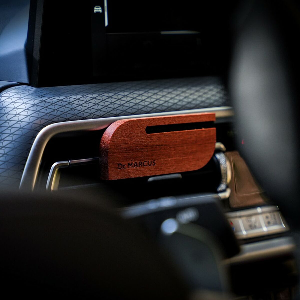 V4H3D7098E7AC4A135A3456E5F3ED01D882R5715520P6