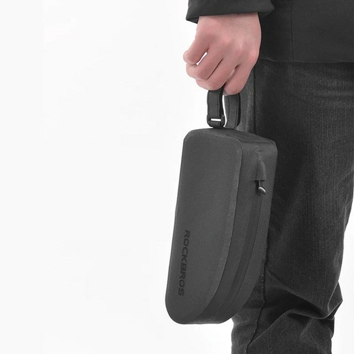 V5H311CA47F751FEE6F5A0F905010465208R6468188P8