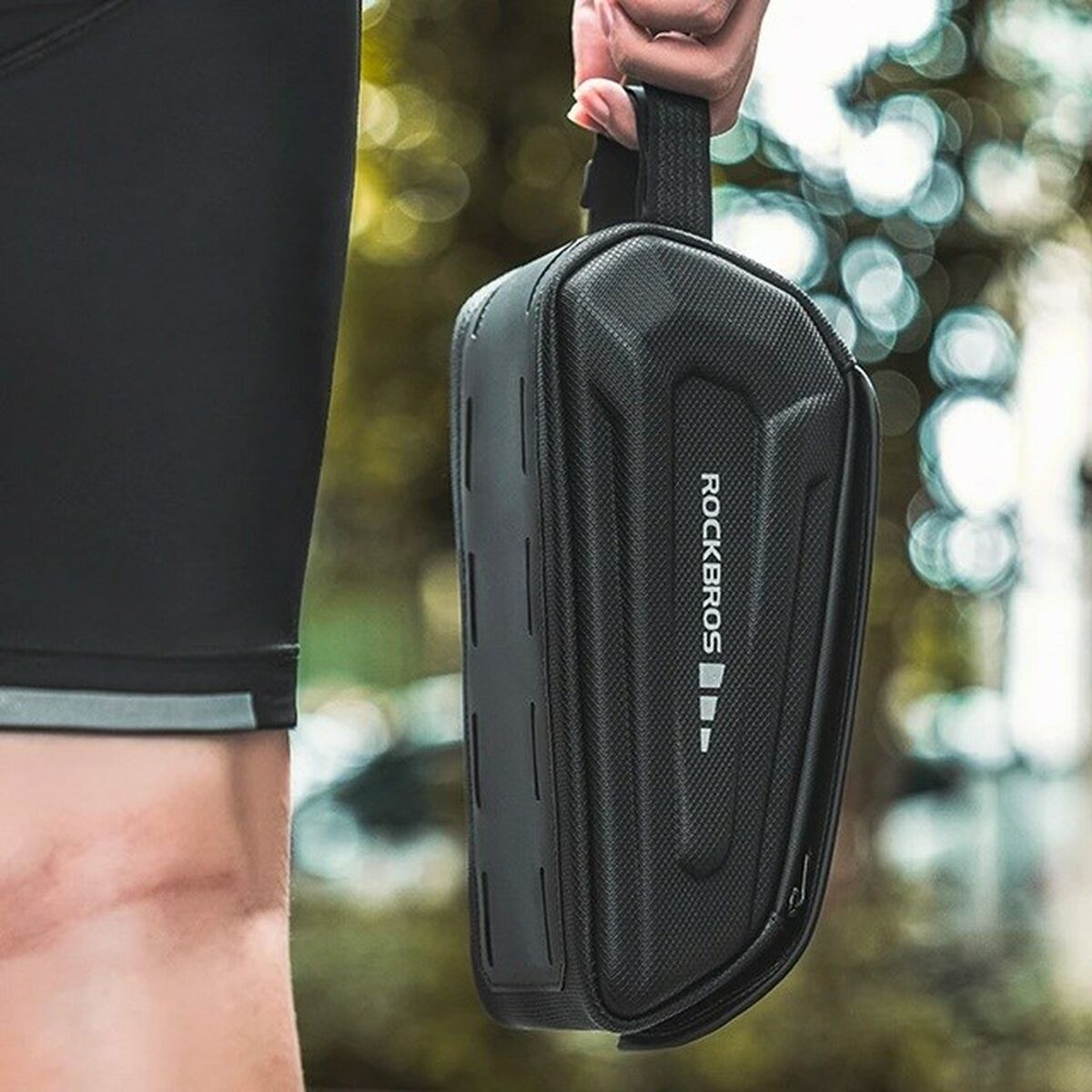 V5H6C0017342B9F0DD8BF37E928BCDAED7AR6468108P2