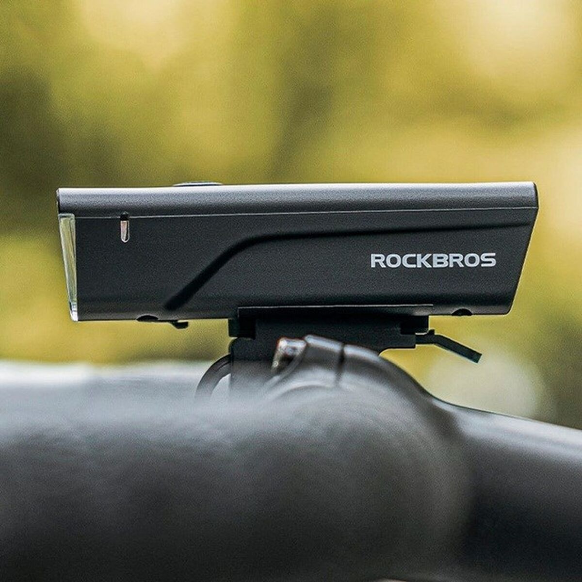 V5H352F79A08ADDA10C626FD91D8A2141F0R6468310P4