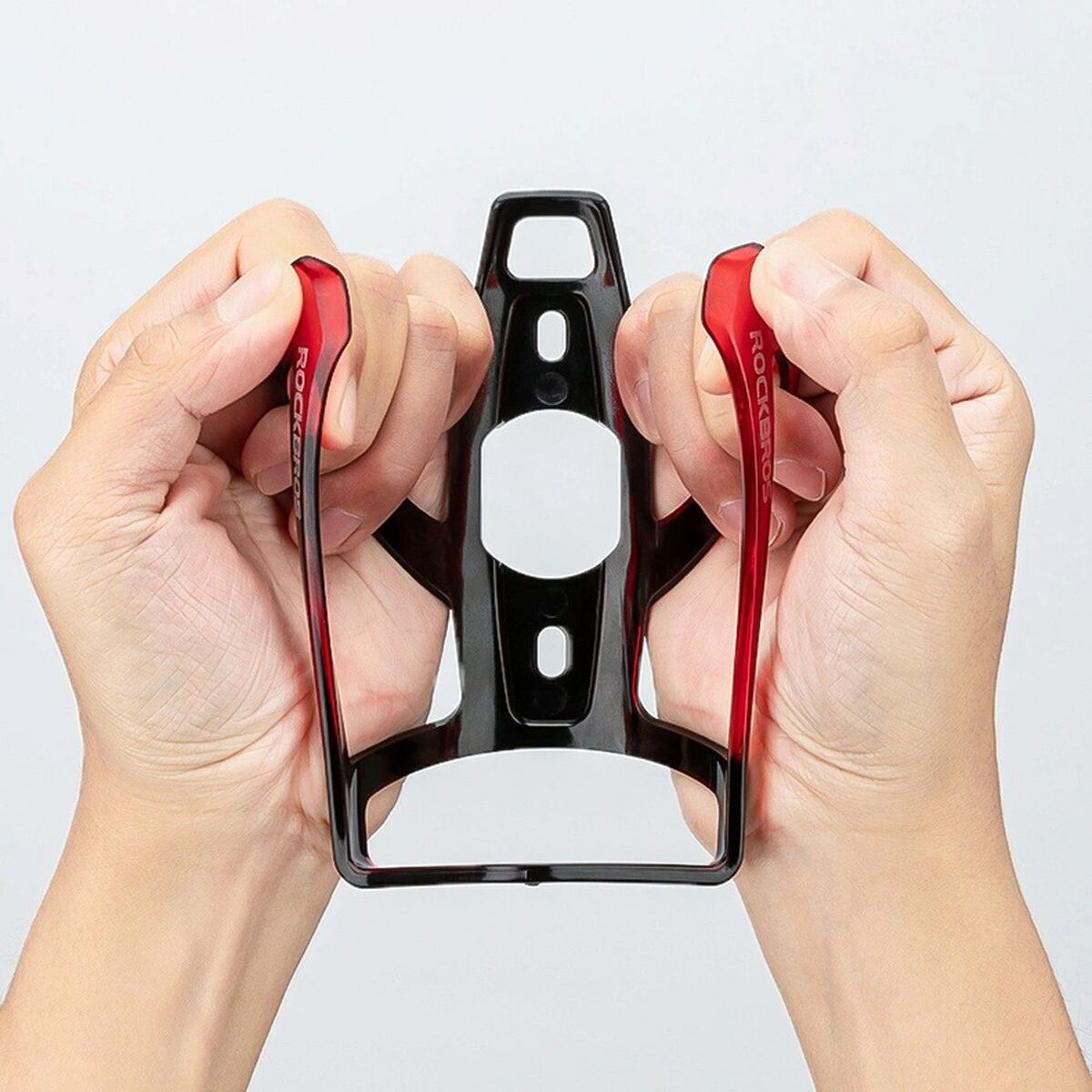 V5HE7D91703E7AC02F8B522FB879193912ER6464851P5