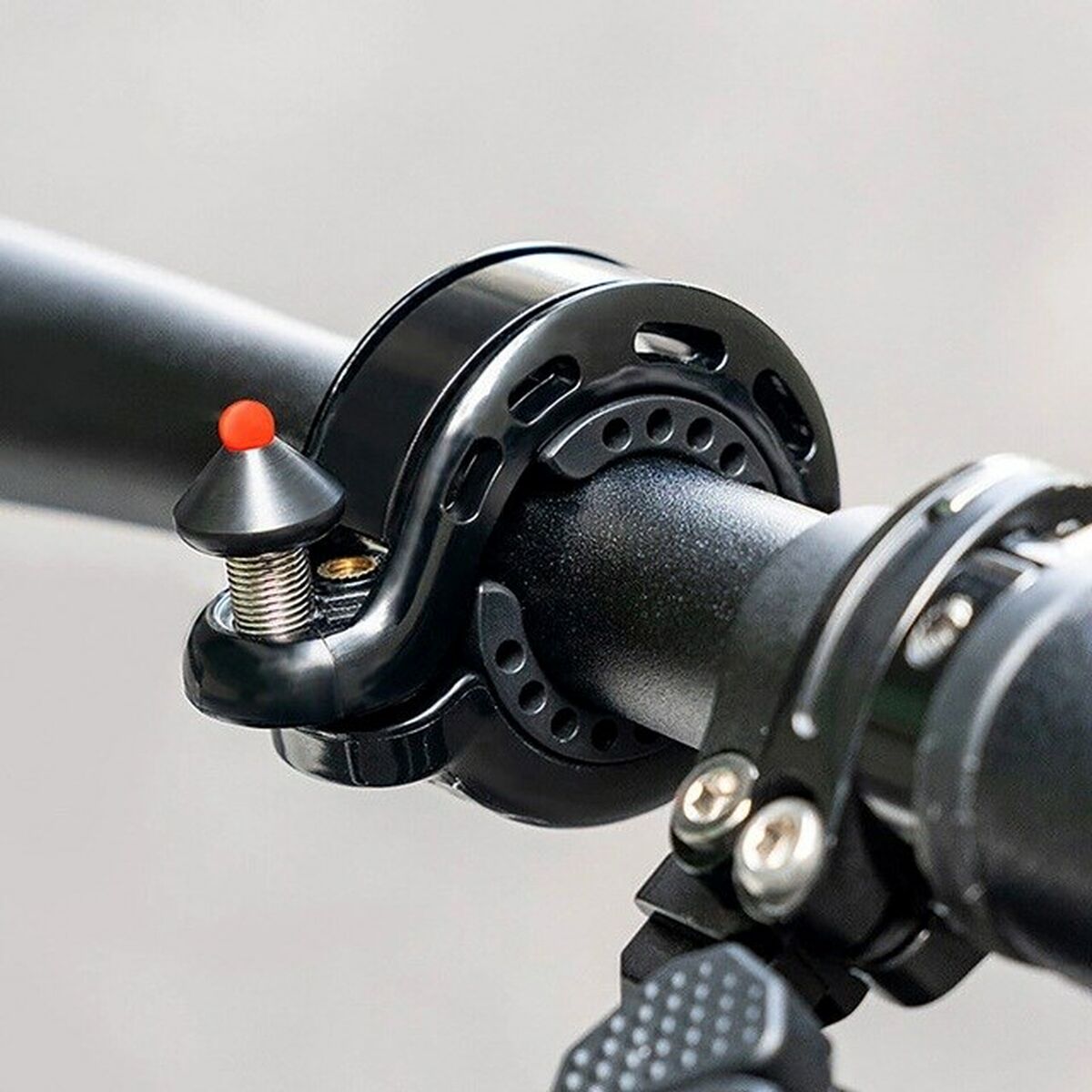 V5HA548E30FCE526C72E92B18B70A54B020R6464803P3