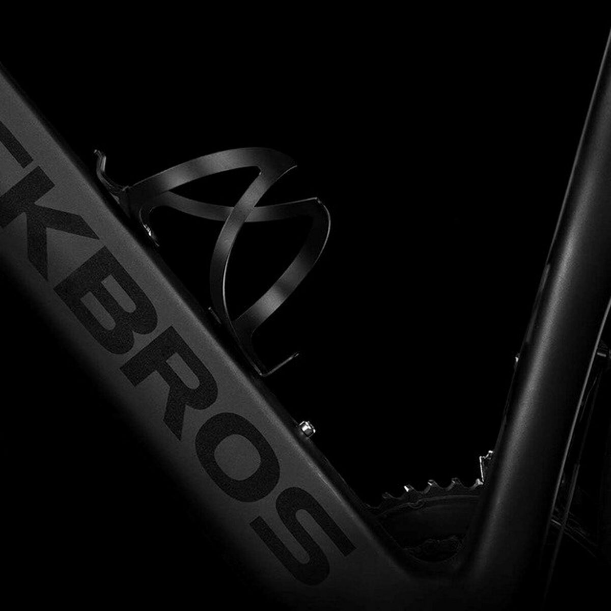 V5HF1E547087EB828AACE67A9338F28AB60R6464761P4