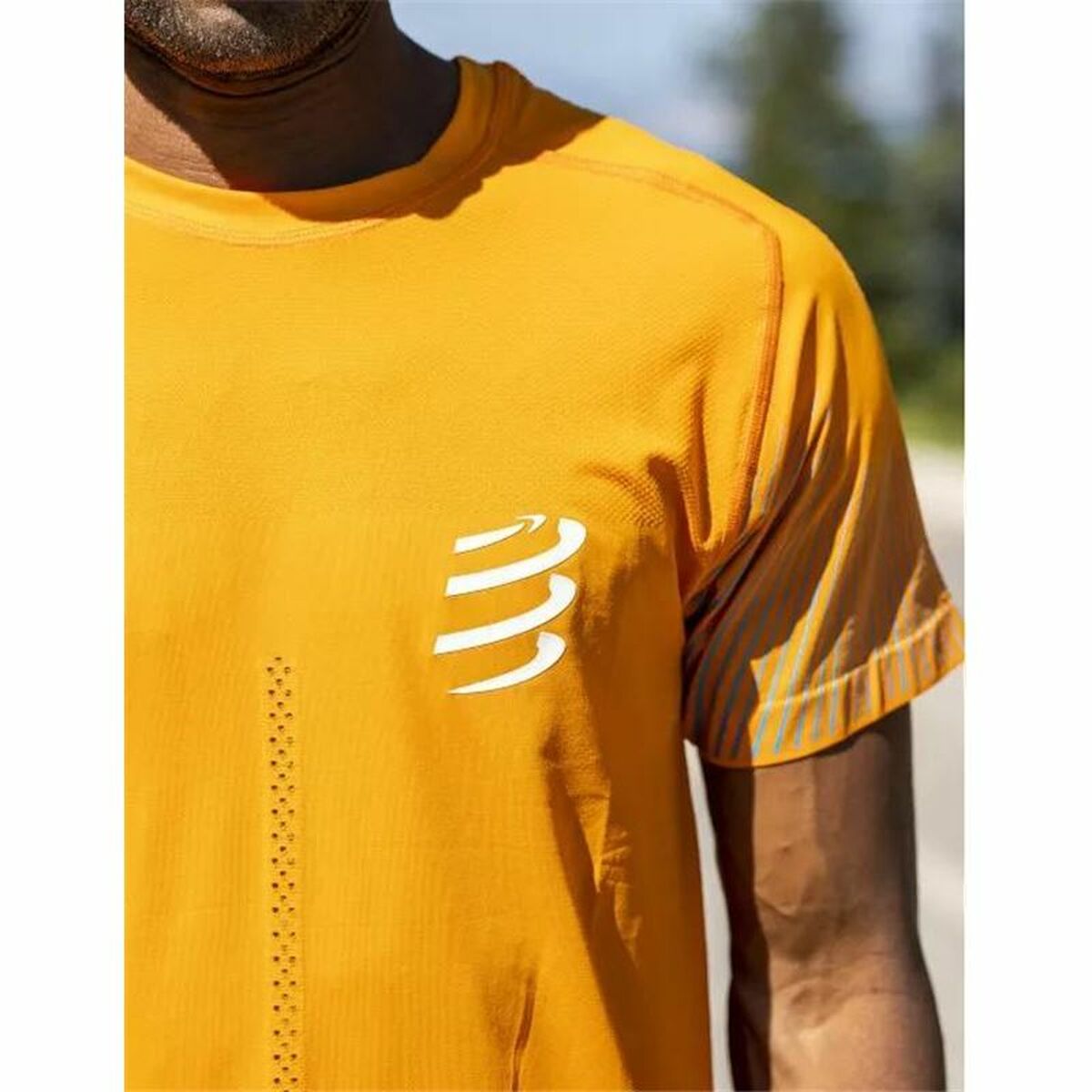Maglia a Maniche Corte Uomo Compressport Perforance SS Arancione scuro