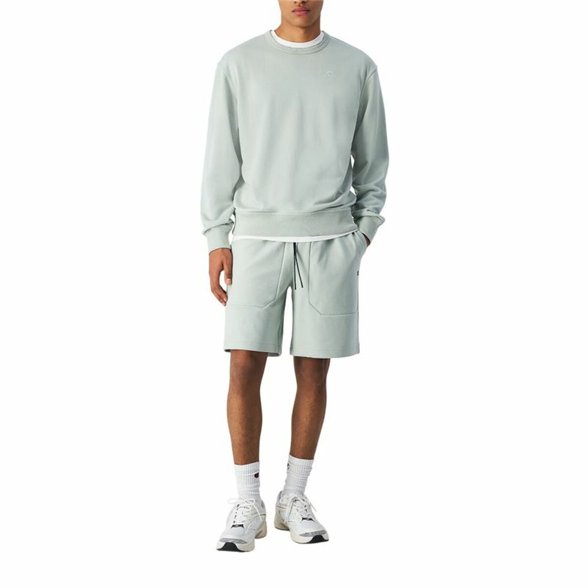 V5H1EE063053756EAF543F6DDD66B3246A8R6110392P4