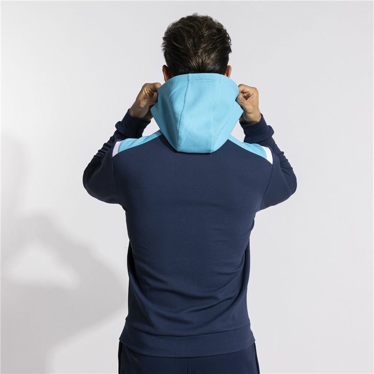 V5H64DB8750E3AF33E5D2B45A0B099BF3F2R5495028P4