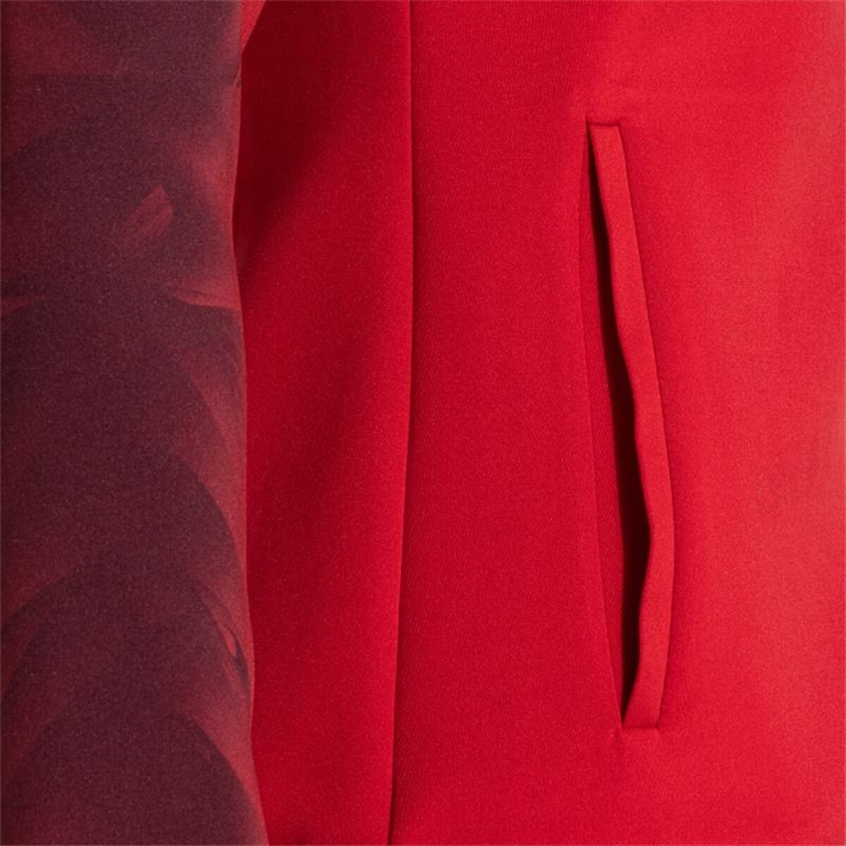 V4H46FE042C41C53B29700D3131A4F77DA6R6179924P5